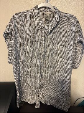Multiples Women’s 1X Patterned Button-Up Casual Shirt